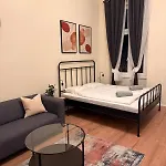 Apartamento Puskas10 Brand New Modern Cozy With Park View