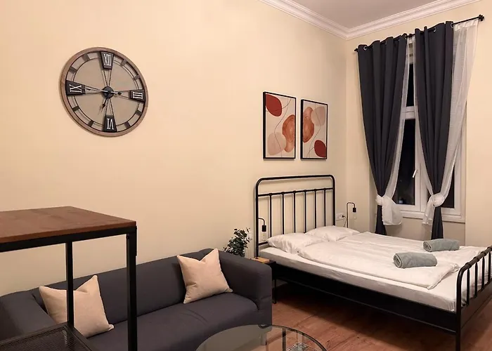 Appartement Puskas10 Brand New Modern Cozy With Park View *