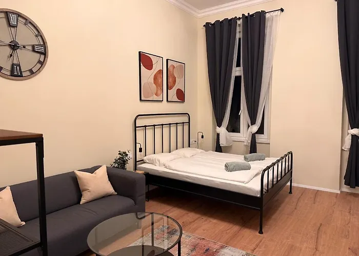 Puskas10 Brand New Modern Cozy With Park View * Budapest